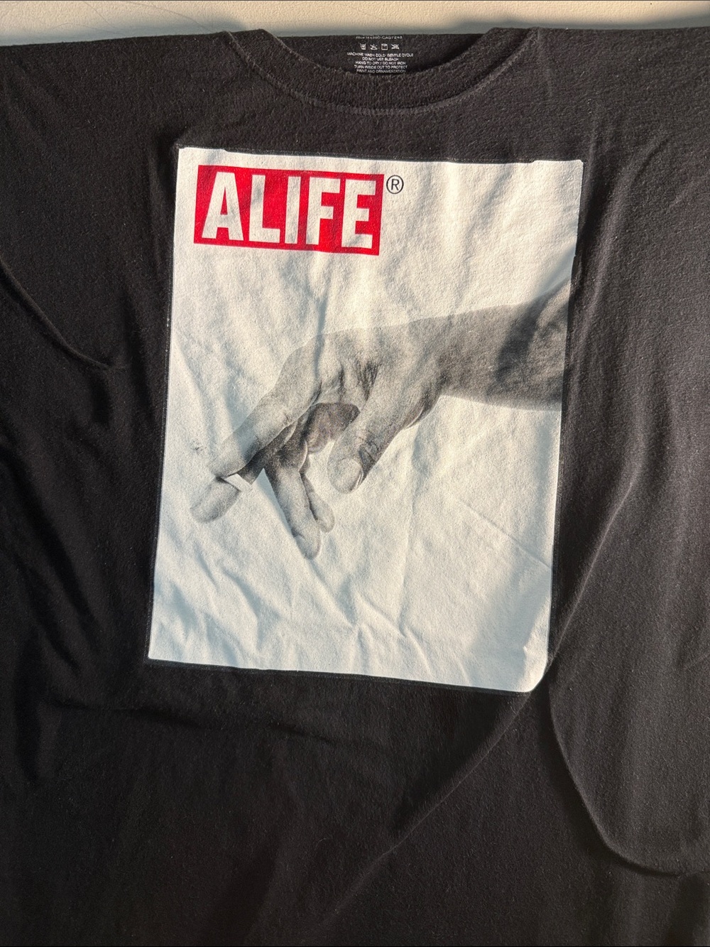 Alife Black T-Shirt with White Panel and Red Logo men’s XL